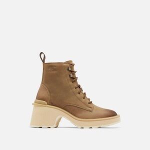 NIB Hi-Line Heel Lace Boot Sorel